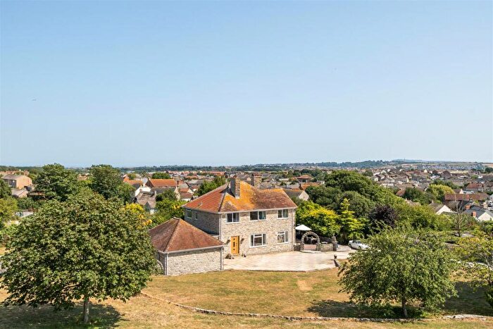 4 Bedroom Detached House For Sale In North Square, Chickerell, Weymouth, DT3