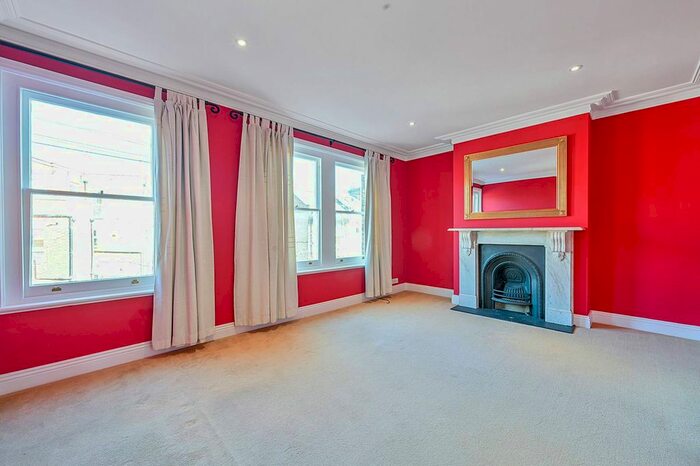 2 Bedroom Flat To Rent In Brook Green, Brook Green, London, W14