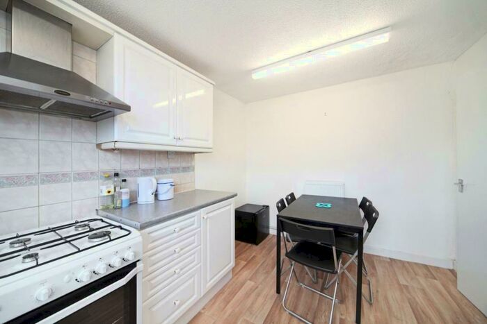 4 Bedroom Apartment To Rent In Purchese Street, London, NW1