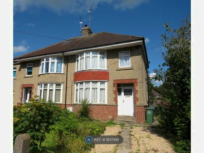 3 Bedroom Semi-Detached House To Rent In East Yewstock Crescent, Chippenham, SN15