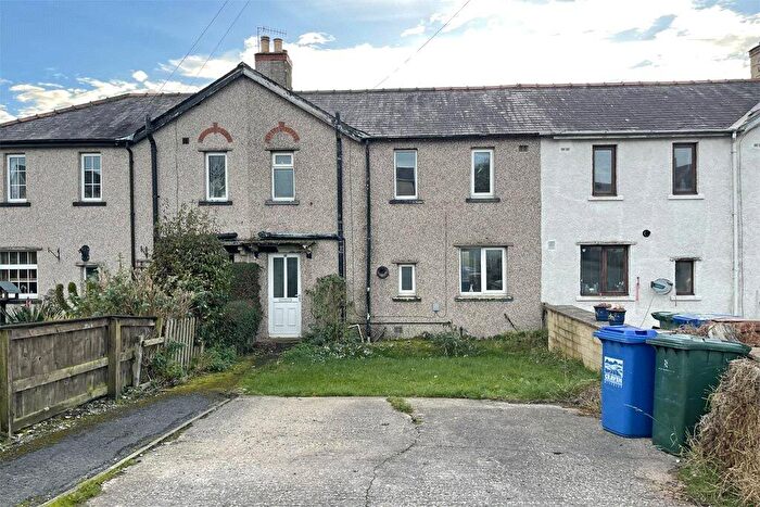 3 Bedroom Terraced House For Sale In Branch Road, Skipton, BD23