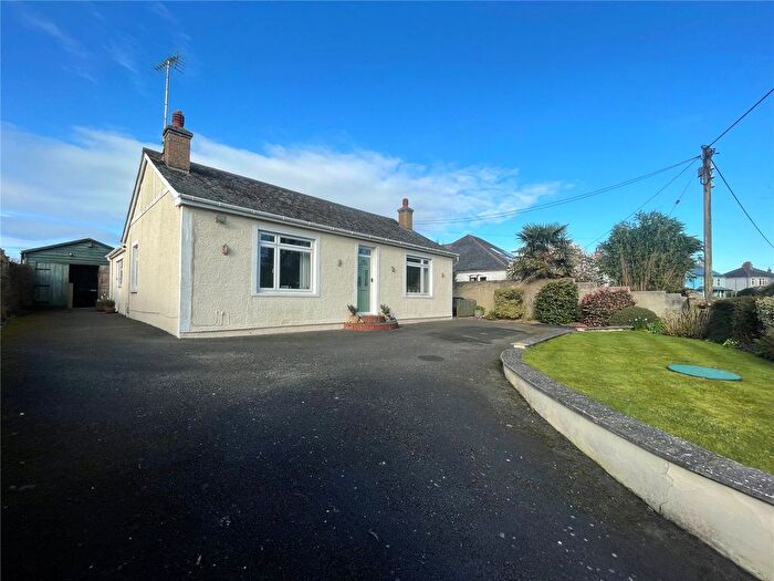 3 Bedroom Bungalow For Sale In Southdown Road, Millbrook, Cornwall, PL10