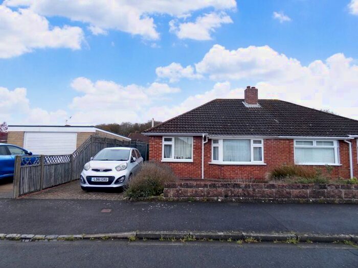 2 Bedroom Bungalow To Rent In Dale Road, Stubbington, Fareham, PO14