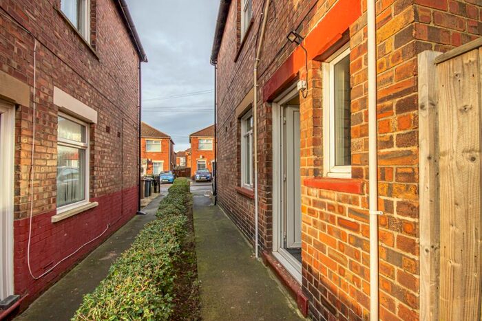 2 Bedroom Flat To Rent In Redcar Road, Wallsend, Tyne And Wear, NE28