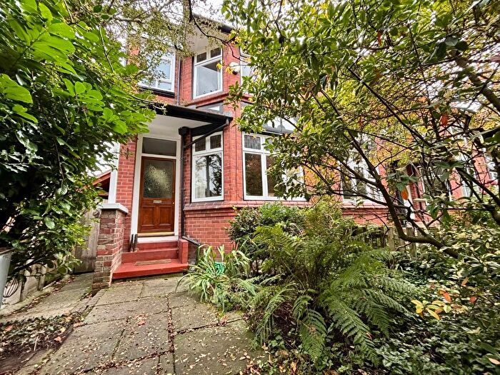 3 Bedroom End Terrace House For Sale In Bamford Grove, Didsbury, M20
