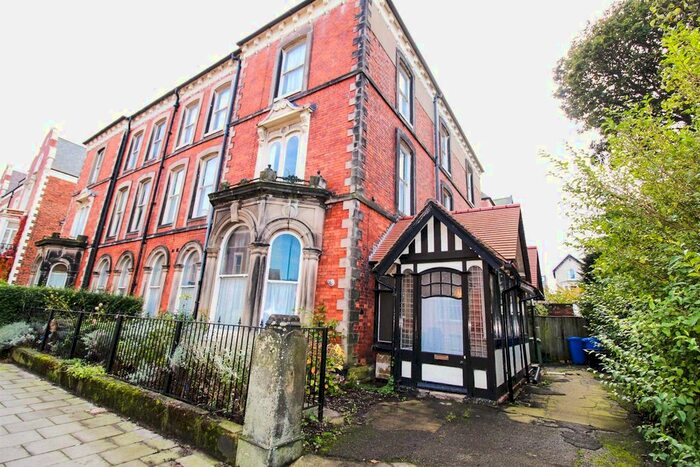 1 Bedroom Flat To Rent In Prince Of Wales Terrace, Scarborough YO11