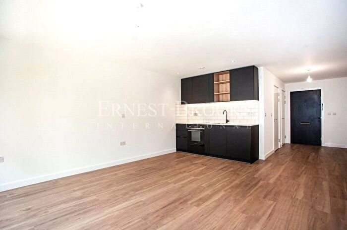 Studio To Rent In Fermont House, Beaufort Square, London, NW9