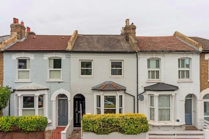 5 Bedroom Terraced House To Rent In Lanvanor Road, SE15