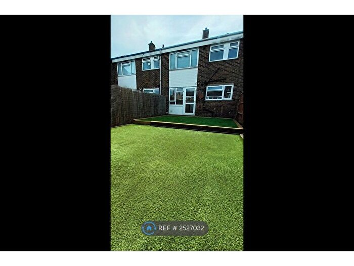 2 Bedroom Terraced House To Rent In Faversham Road, Eastbourne, BN23