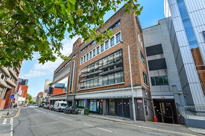 2 Bedroom Flat To Rent In The Axis, Nottingham, NG1