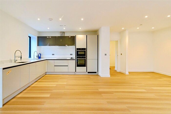 2 Bedroom Flat For Sale In Cavendish Road, Prestwich, Greater Manchester, M7