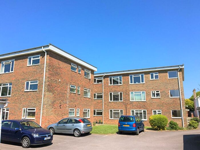 2 Bedroom Apartment To Rent In Rowlands Road, Worthing, BN11