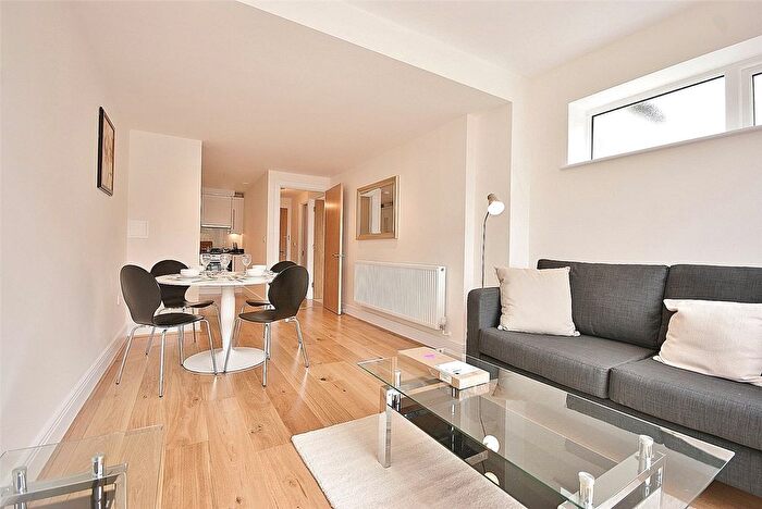 1 Bedroom Flat To Rent In Chiswick High Road, London, W4