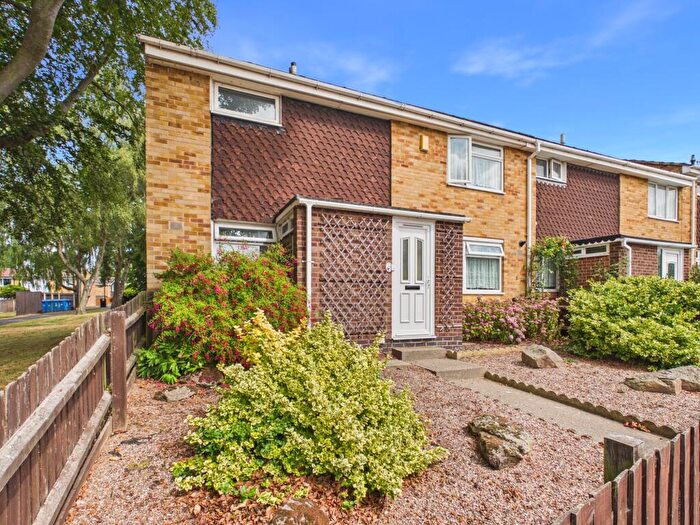 3 Bedroom End Of Terrace House For Sale In Sinfin Avenue, Shelton Lock, DE24