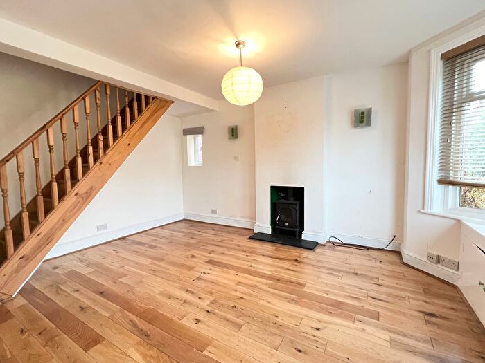 2 Bedroom Semi-Detached House To Rent In Alexandra Road, Warlingham, CR6