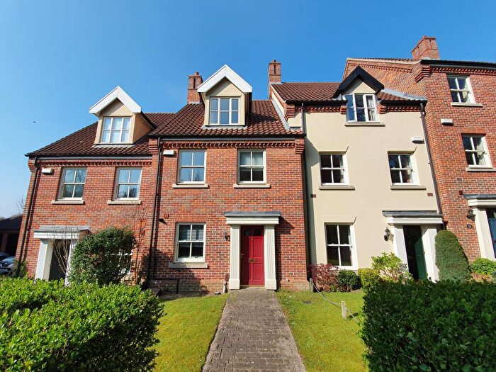 4 Bedroom Town House To Rent In The Willows, Norwich, NR2