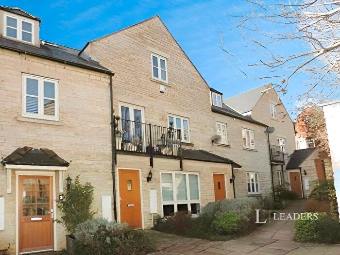 2 Bedroom Flat To Rent In Pauleys Court, Stamford, Lincolnshire, PE9