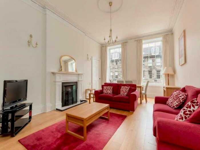 3 Bedroom Flat To Rent In London Street, New Town, City Centre, EH3