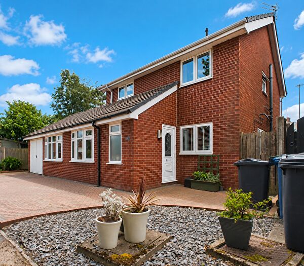 4 Bedroom Detached House For Sale In Victoria Park, Skelmersdale, WN8