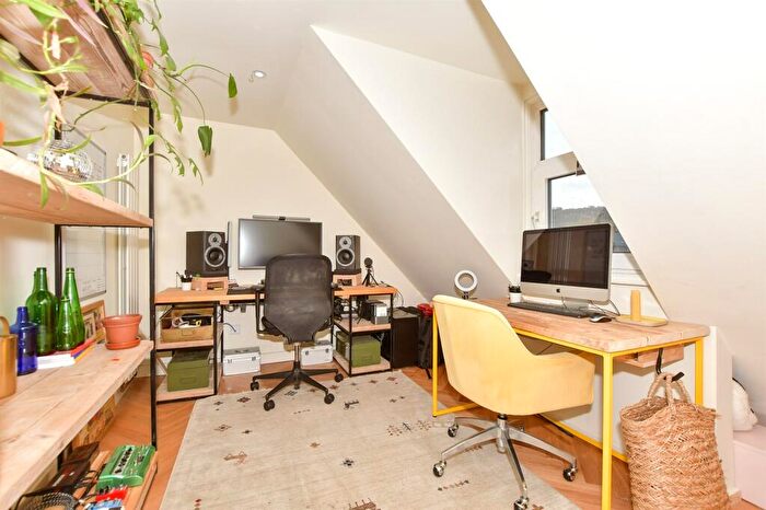 3 Bedroom Terraced House For Sale In Athelstan Road, Folkestone, Kent, CT19