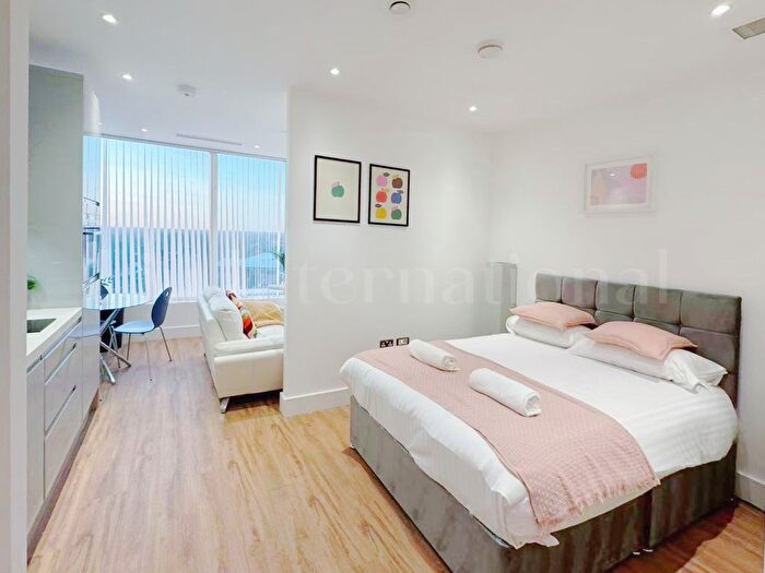 Studio To Rent In West Gate, Ealing, W5