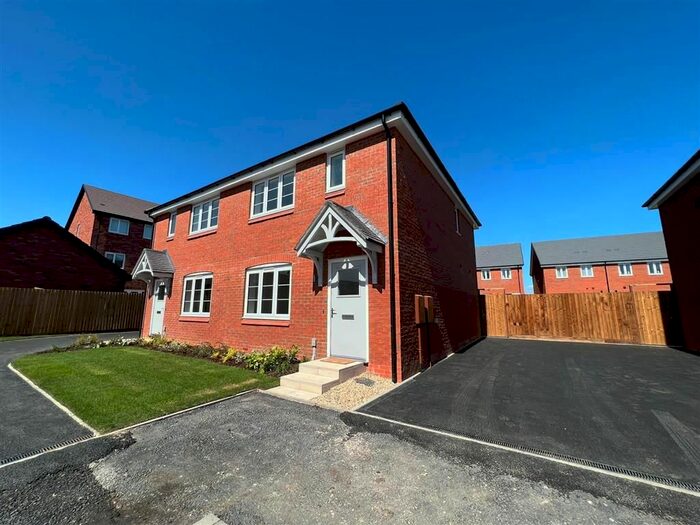 3 Bedroom Property To Rent In Coppice Road, Tatenhill, Burton-On-Trent, DE13