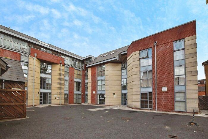 2 Bedroom Flat For Sale In Fisherton Street, Salisbury ***Video Tour***, SP2