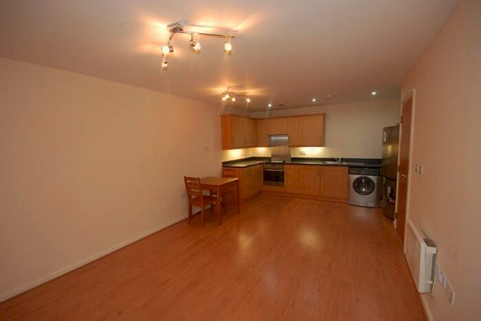 1 Bedroom Flat To Rent In Hollin Bank Court, Blackburn, BB2