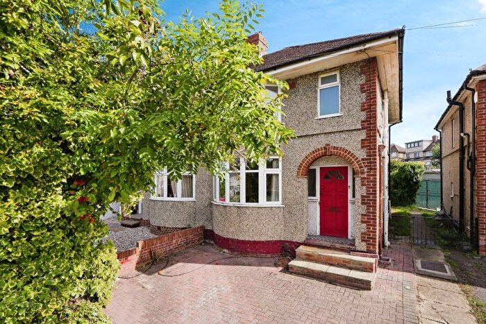 3 Bedroom Semi-Detached House For Sale In Marston Road, Marston, Oxford, OX3
