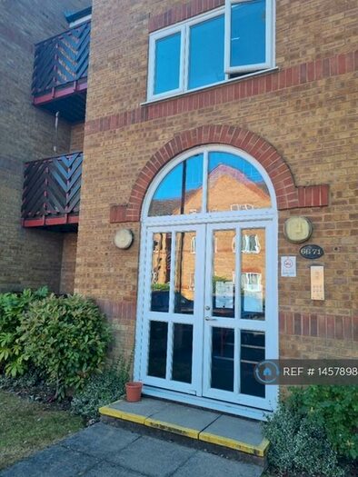 1 Bedroom Flat To Rent In Braziers Quay, Bishop's Stortford, CM23