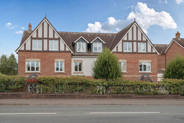 2 Bedroom Apartment For Sale In Pegasus Court, Exmouth, EX8