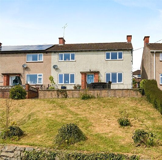 3 Bedroom Semi-Detached House For Sale In Delwood Drive, Welshpool, Powys, SY21