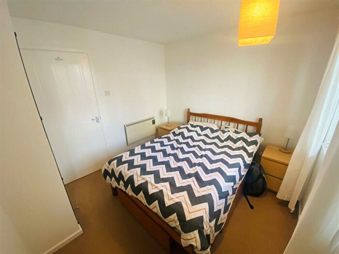 2 Bedroom Flat To Rent In B Caslon Court, Somerset Street, Bristol, BS1