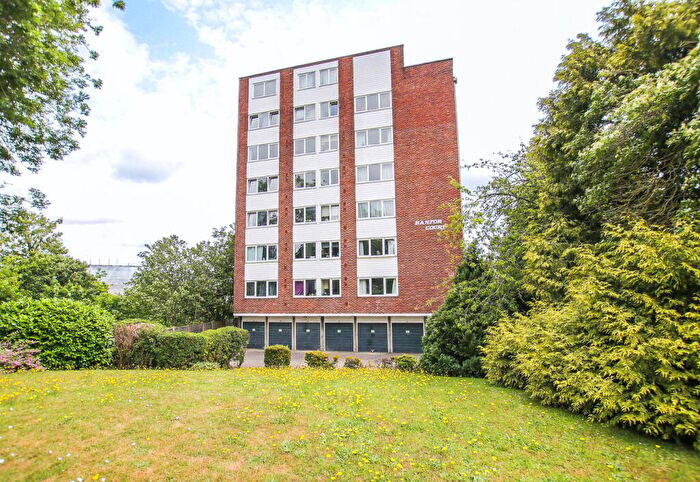 Studio To Rent In Banfor Court, Clarendon Road, Wallington, SM6
