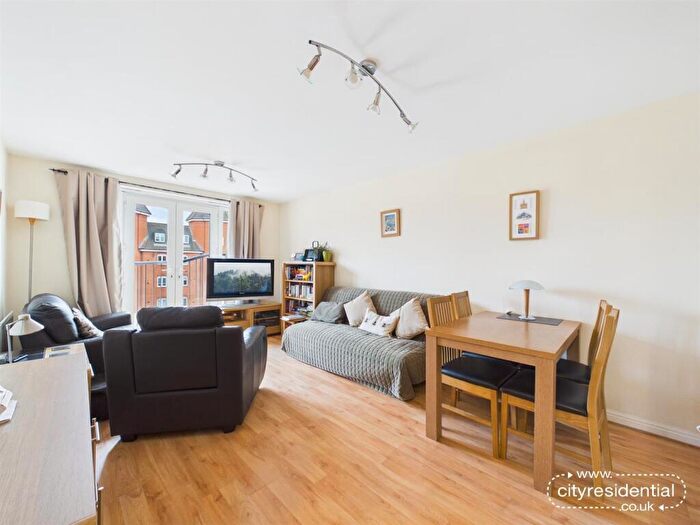 2 Bedroom Apartment For Sale In Quebec Quay, Liverpool, L3