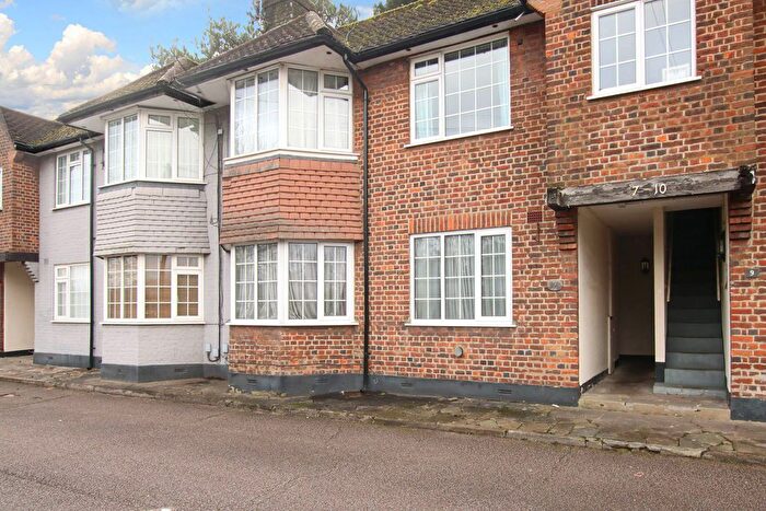 2 Bedroom Maisonette For Sale In Apsley Grange, Hemel Hempstead, HP3