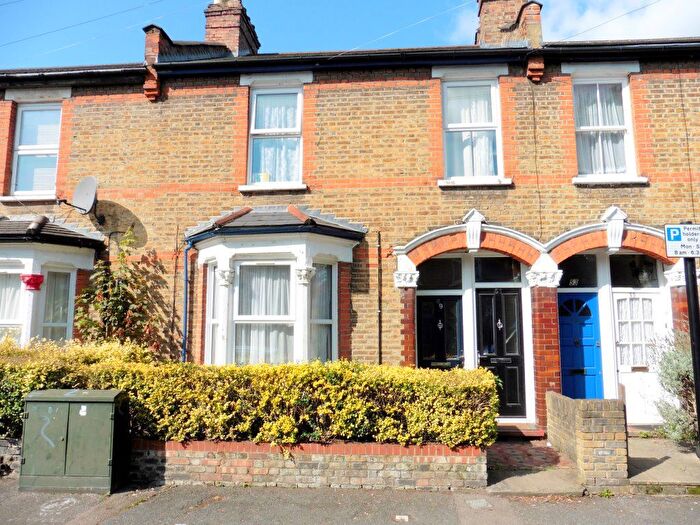 2 Bedroom Flat To Rent In Hove Avenue, Walthamstow, E17