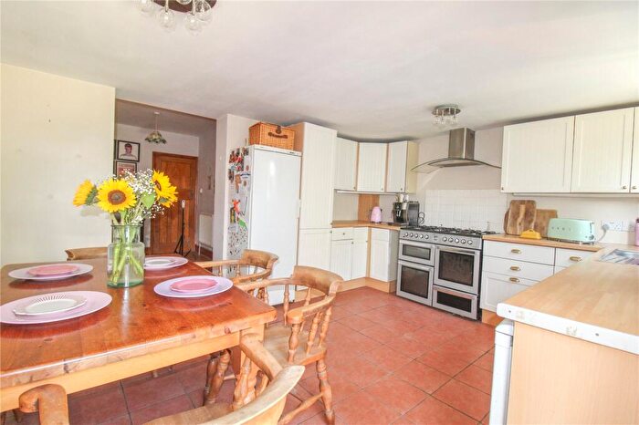 3 Bedroom Terraced House For Sale In Whiterow Park, Trowbridge, BA14