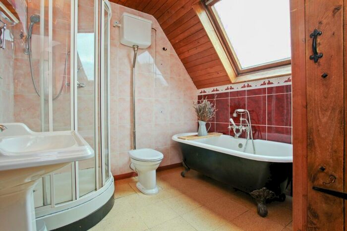 2 Bedroom Detached House For Sale In Canterbury Road, Hawkinge, Folkestone, Kent, CT18