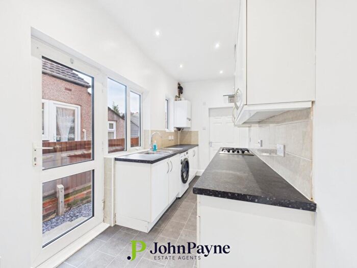3 Bedroom Terraced House To Rent In Kensington Road, Earlsdon, Coventry, CV5