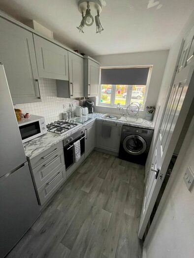 2 Bedroom Mews To Rent In Darwen Drive, Platt Bridge, Wigan, WN2