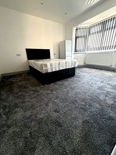 Studio To Rent In Wexham Road, Slough, SL2