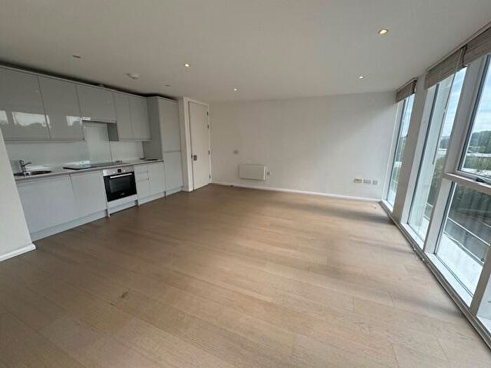 2 Bedroom Apartment To Rent In Skypark Road, Bristol, BS3
