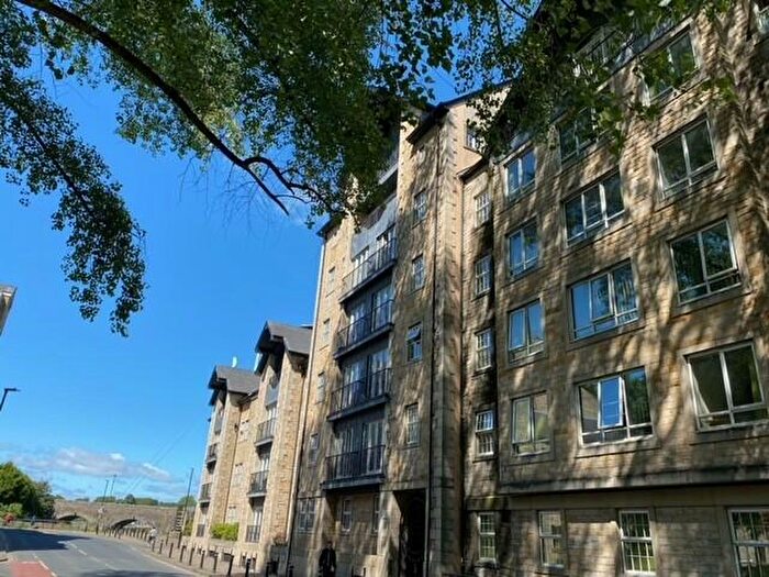 2 Bedroom Apartment To Rent In The Millrace, Damside Street, Lancaster, LA1