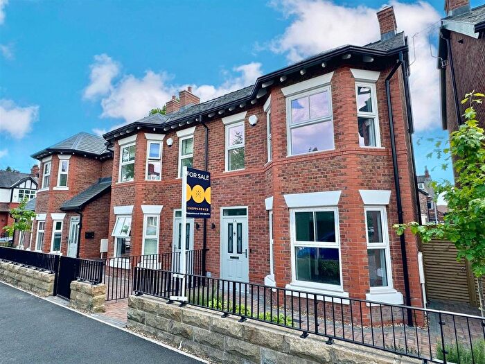 4 Bedroom Semi-detached House For Sale In Addison Road, Hale, WA15