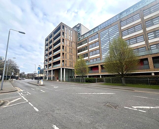 2 Bedroom Flat To Rent In Capworth Street, London, E10