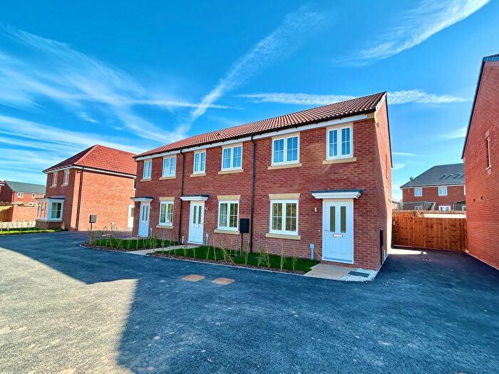 2 Bedroom End Terrace House To Rent In Frederick Beech Grove, Priorslee, TF2