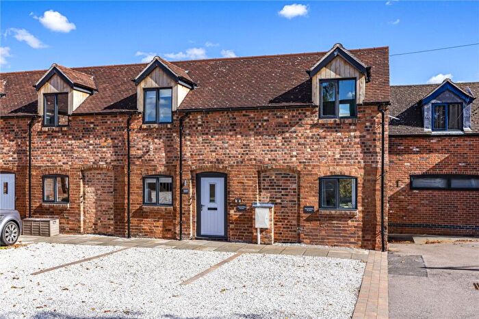 3 Bedroom Barn Conversion For Sale In Bunny Hill, Bunny, Nottingham, Nottinghamshire, NG11