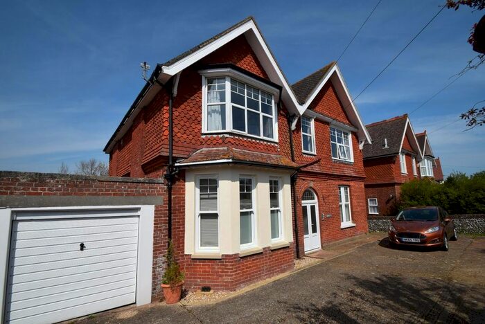 1 Bedroom Property To Rent In Carew Road, Eastbourne, BN21