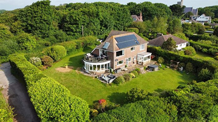4 Bedroom Detached House For Sale In Coastguard Lane, Fairlight, Hastings, TN35